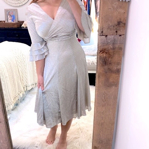 Glamour by Gabriella skye gold shimmer dress size 6 - Picture 3 of 8